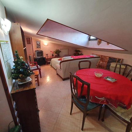 Вилла Lilly'S House Кастель-ди-Сангро Экстерьер фото